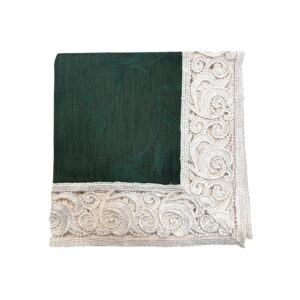 Tovagliolo verde inglese con pizzo